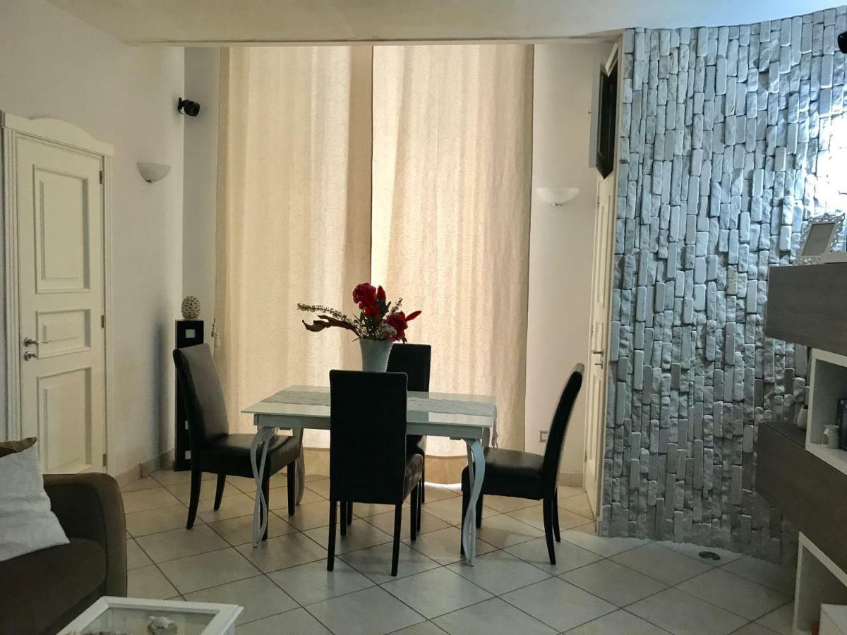 Palazzo Spinelli Sorbella Apartment